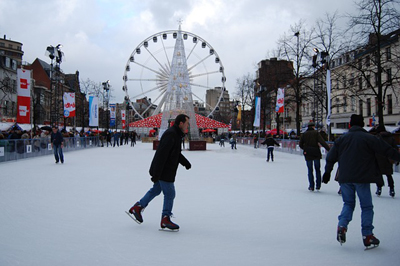 ice-skating-228423_400.jpg